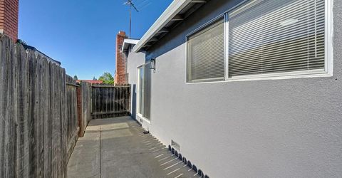 4574 Beechnut Way, Sacramento, CA 95823 Photo