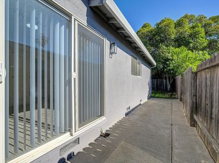 4574 Beechnut Way, Sacramento, CA 95823 Photo