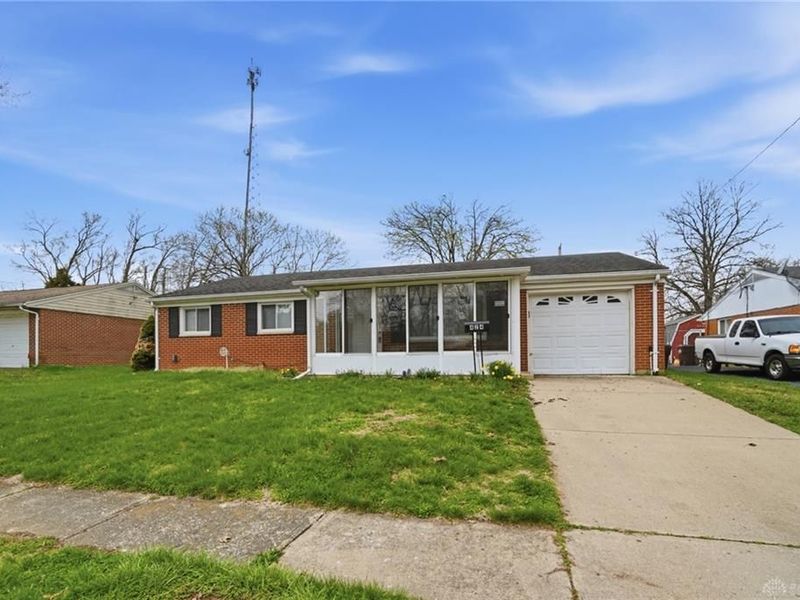 424 Cato Court, New Lebanon, OH 45345 Photo 1