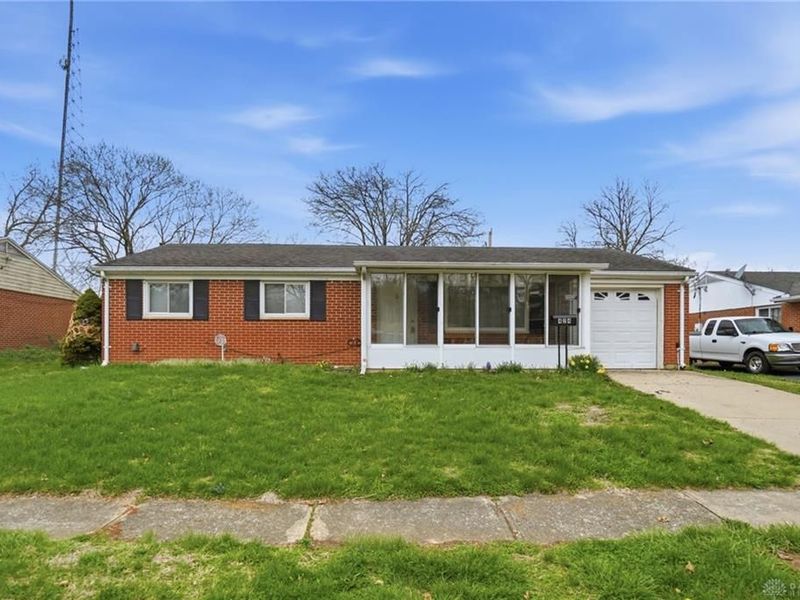 424 Cato Court, New Lebanon, OH 45345 Photo 3