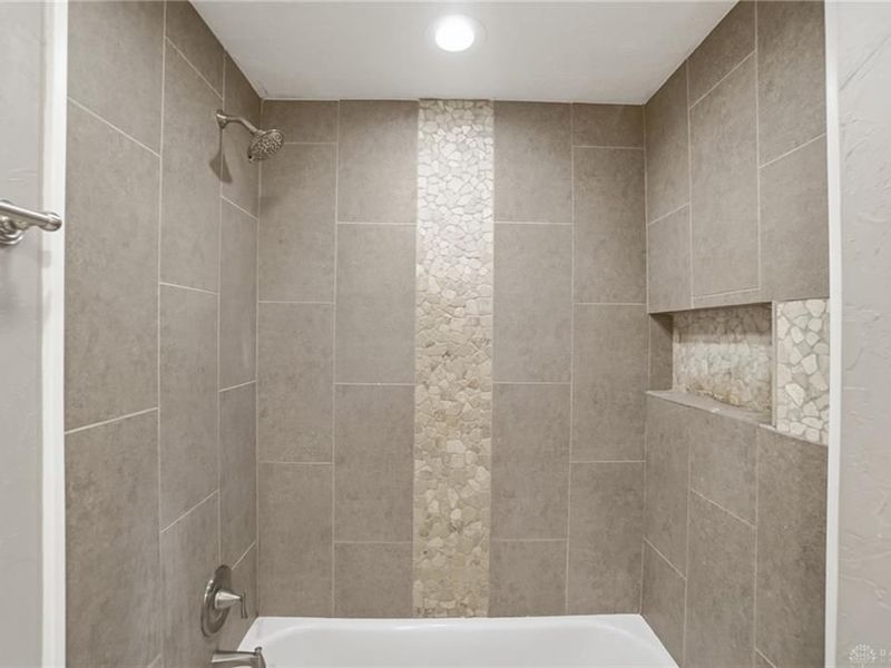 424 Cato Court, New Lebanon, OH 45345 Photo 32