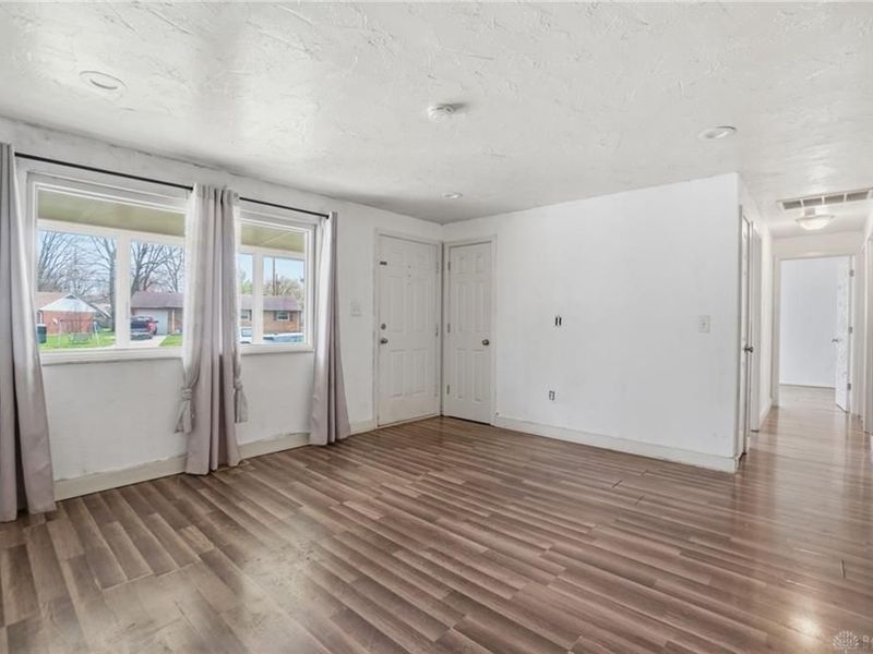 424 Cato Court, New Lebanon, OH 45345 Photo 8