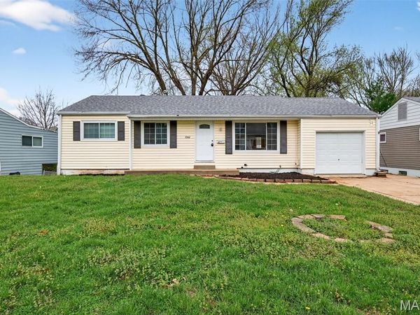 7243 General Sherman Lane , St Louis, MO 63123