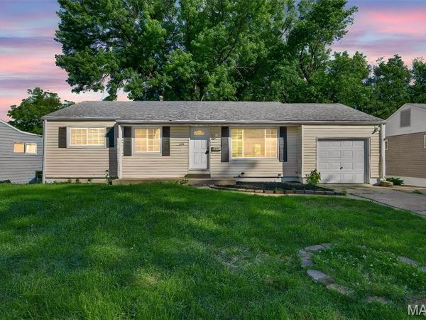 7243 General Sherman Lane, St Louis, MO 63123