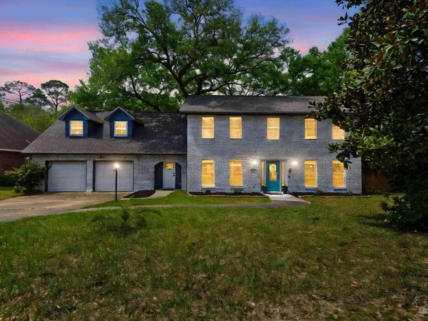 9012 Woodrun Rd, Pensacola, FL 32514