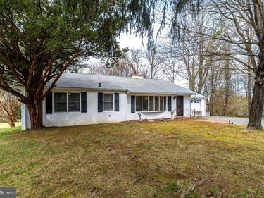 4824 GRANDVIEW AVENUE, BENSALEM, PA 19020