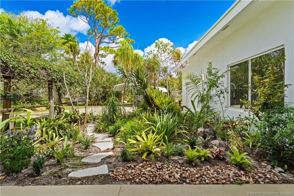 505 SW North Carolina Drive, Stuart, FL 34994 Photo