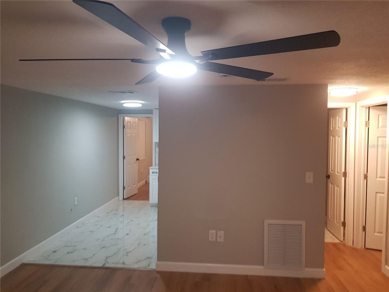 311 58th Avenue E, Bradenton, FL 34203 Photo