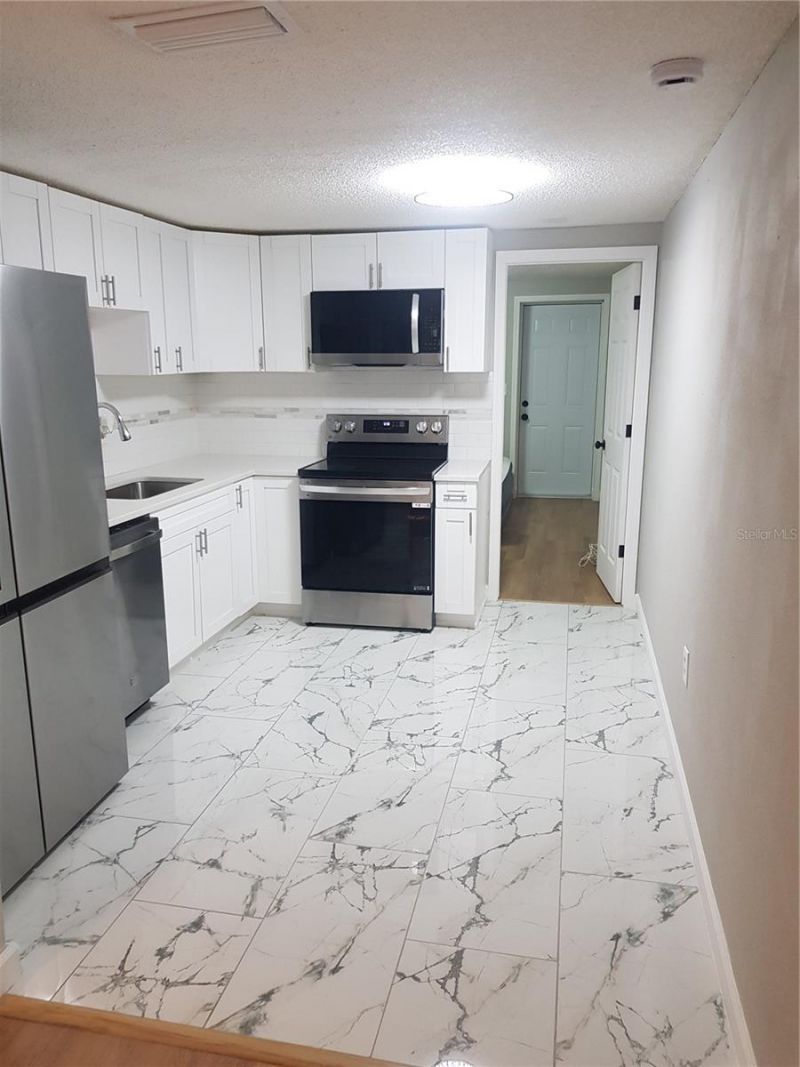 311 58th Avenue E, Bradenton, FL 34203 Photo