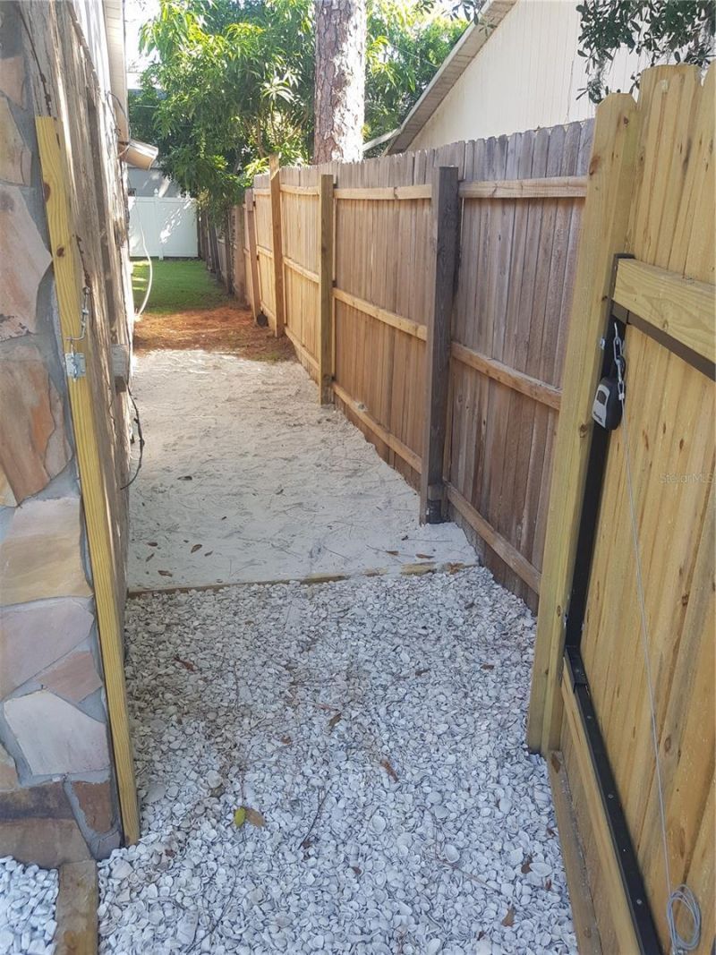 311 58th Avenue E, Bradenton, FL 34203 Photo