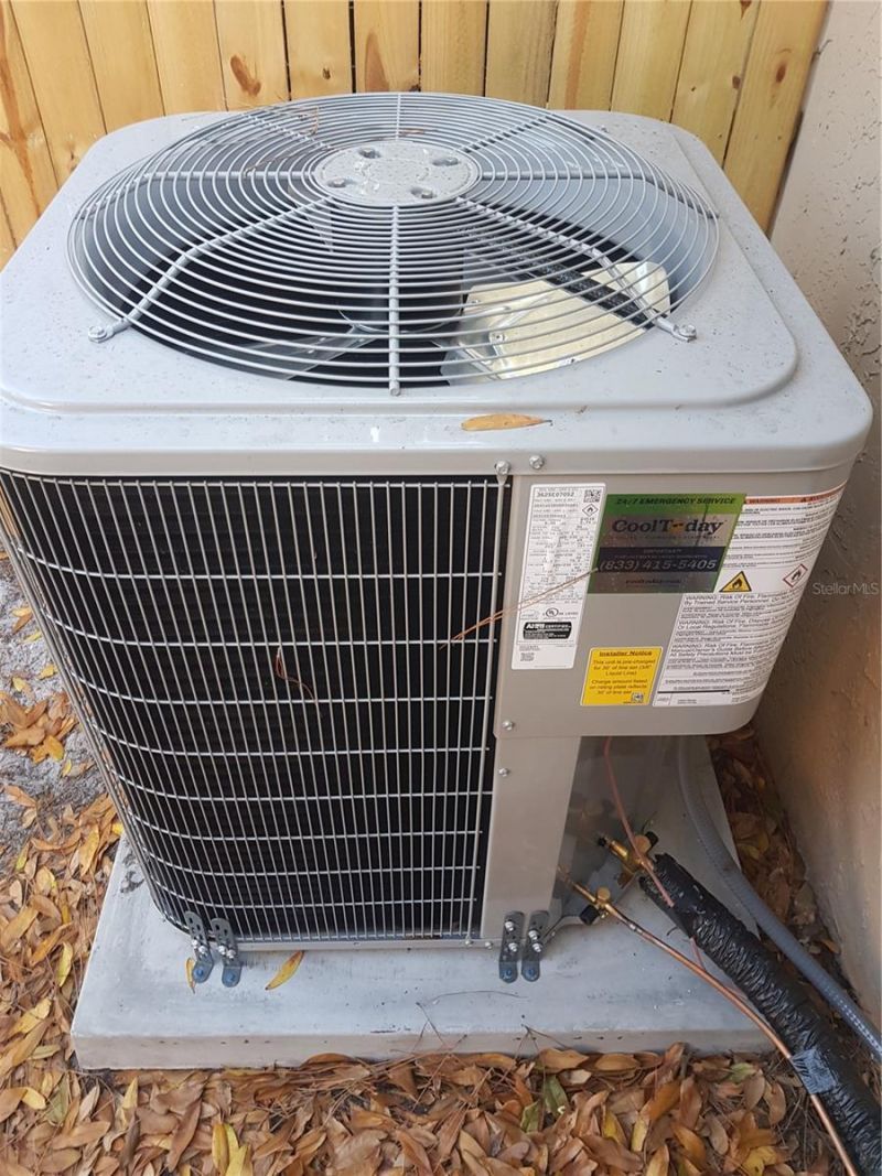 311 58th Avenue E, Bradenton, FL 34203 Photo