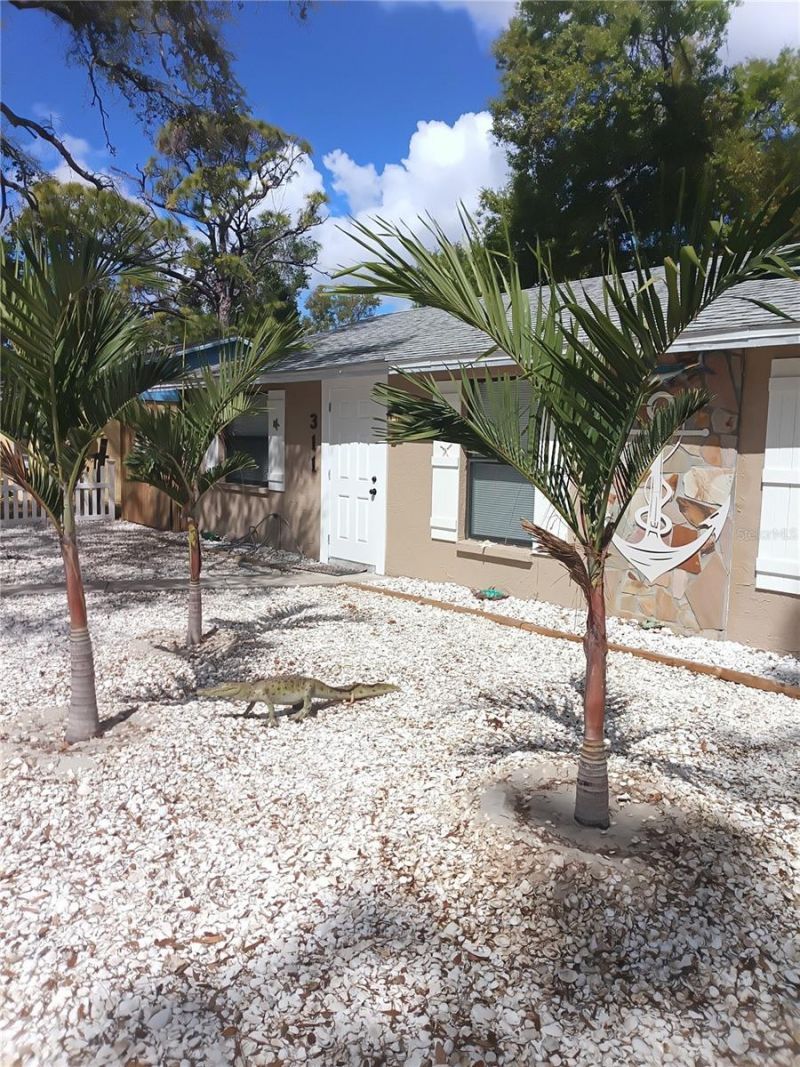 311 58th Avenue E, Bradenton, FL 34203 Photo