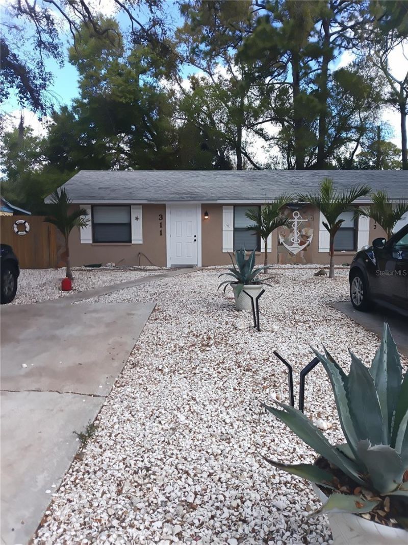 311 58th Avenue E, Bradenton, FL 34203 Photo