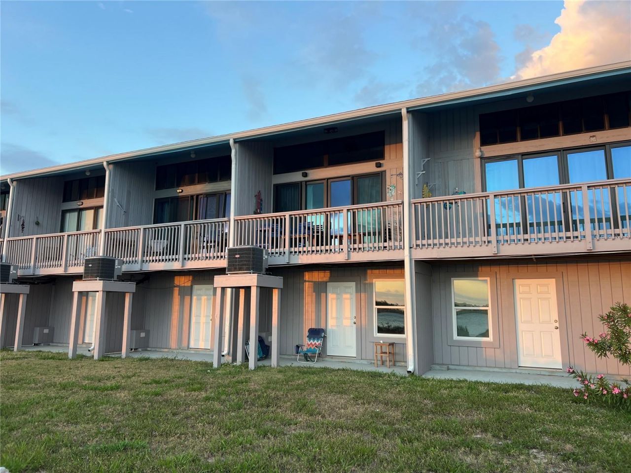850 3rd Street, Unit 2, Cedar Key, FL 32625 Photo