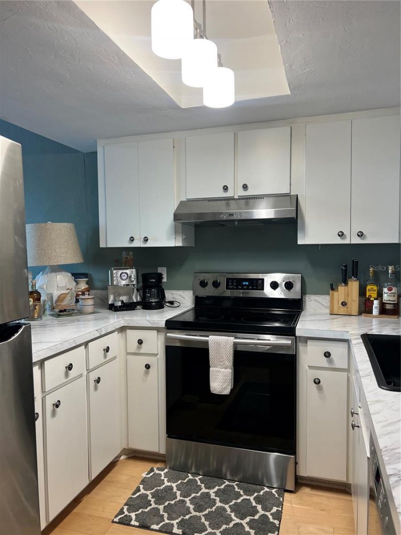850 3rd Street, Unit 2, Cedar Key, FL 32625 Photo