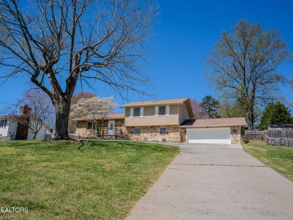 11333 Snyder Rd, Knoxville, TN 37932