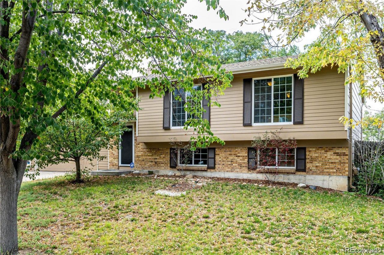 1283 S Bahama Street, Aurora, CO 80017 Main Photo