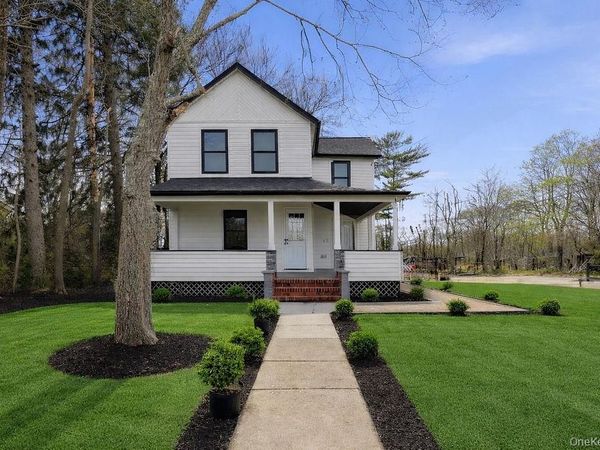 80 Swezey Street, Patchogue, NY 11772