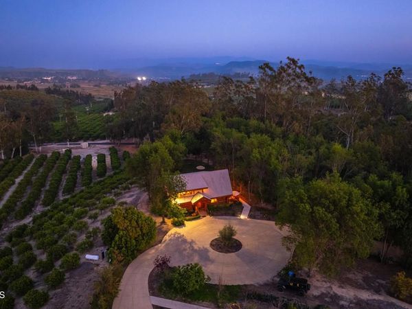 14855 Middle Ranch Road, Moorpark, CA 93021