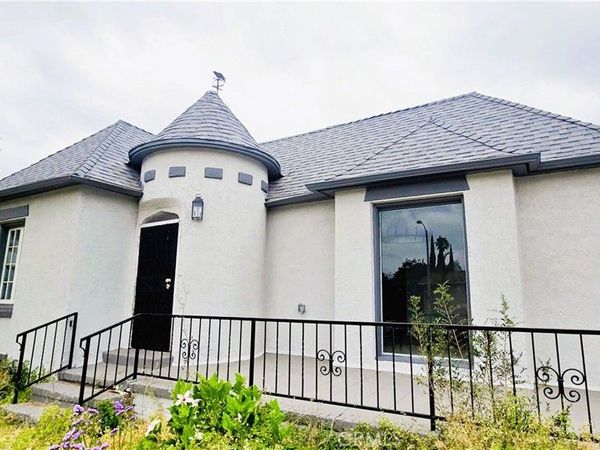 2187 E Villa, Pasadena, CA 91107