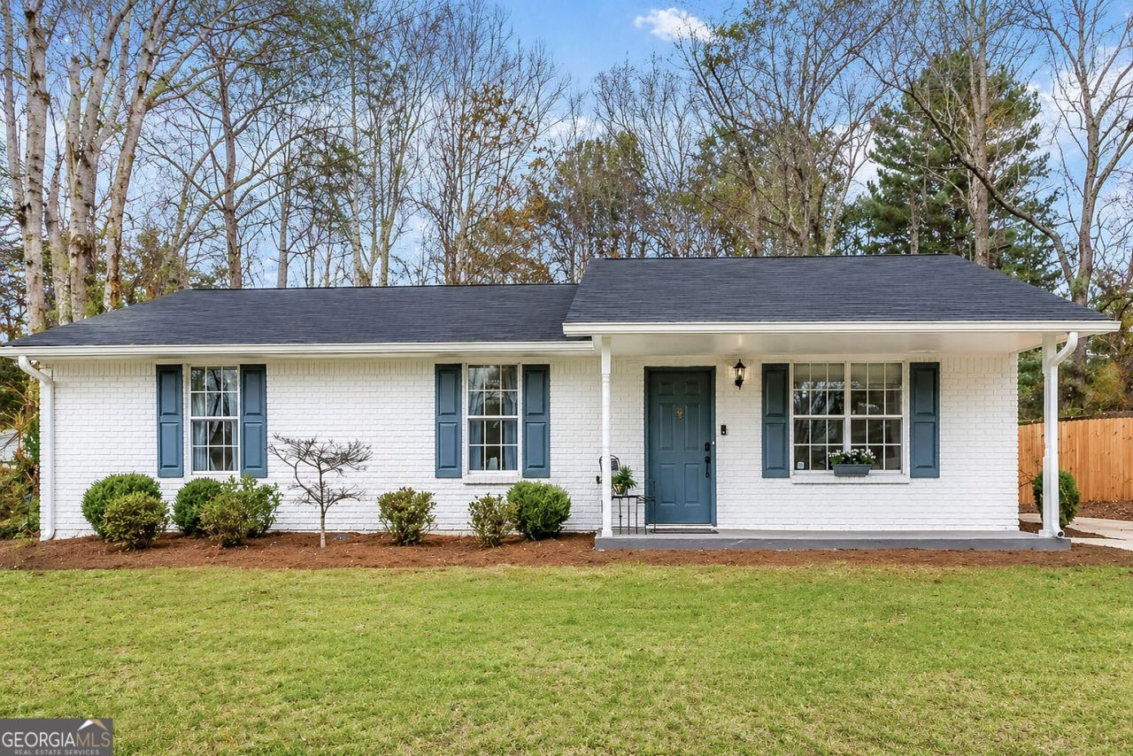 1 Brookfield Drive, Newnan, GA 30265 Main Photo