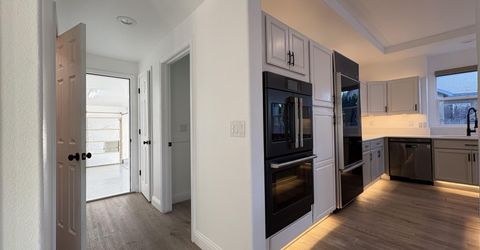 3224 Mirador Court, Sparks, NV 89436 Photo