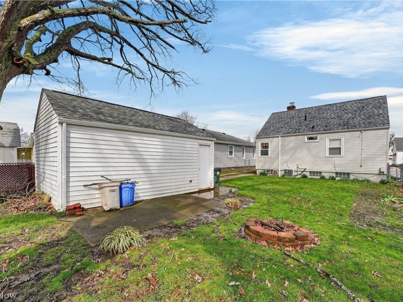 2819 Tuxedo Avenue, Parma, OH 44134 Photo 5