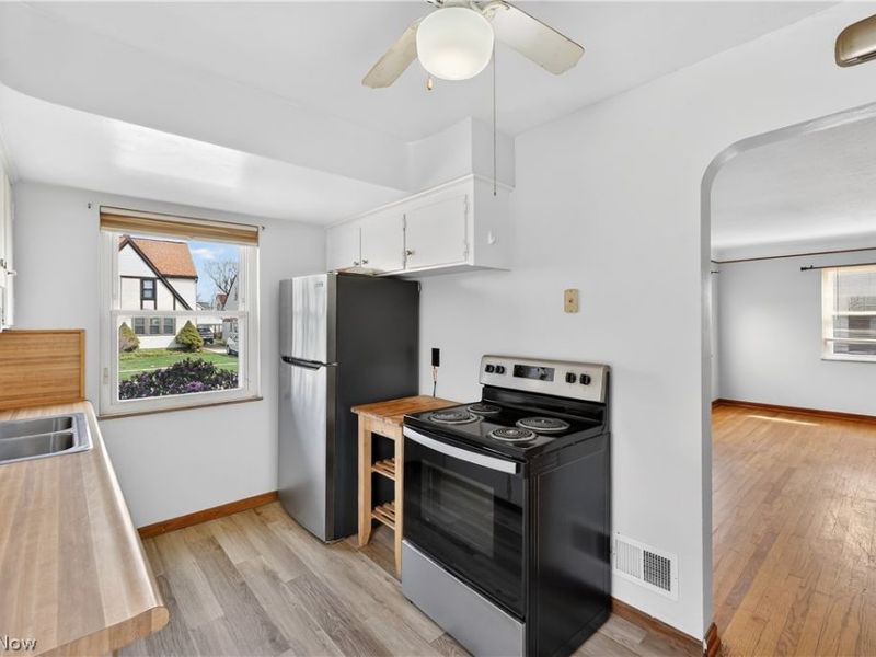 2819 Tuxedo Avenue, Parma, OH 44134 Photo 9