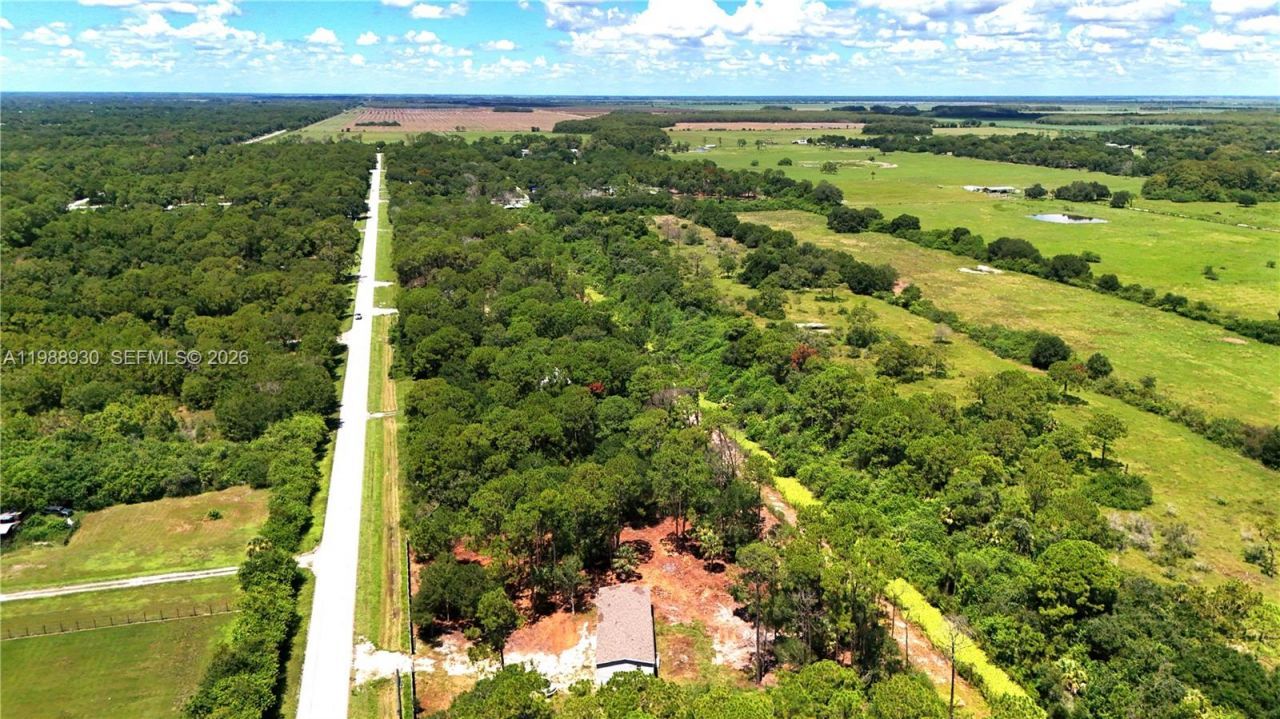 881 Woodland Blvd , Clewiston, FL 33440 Photo