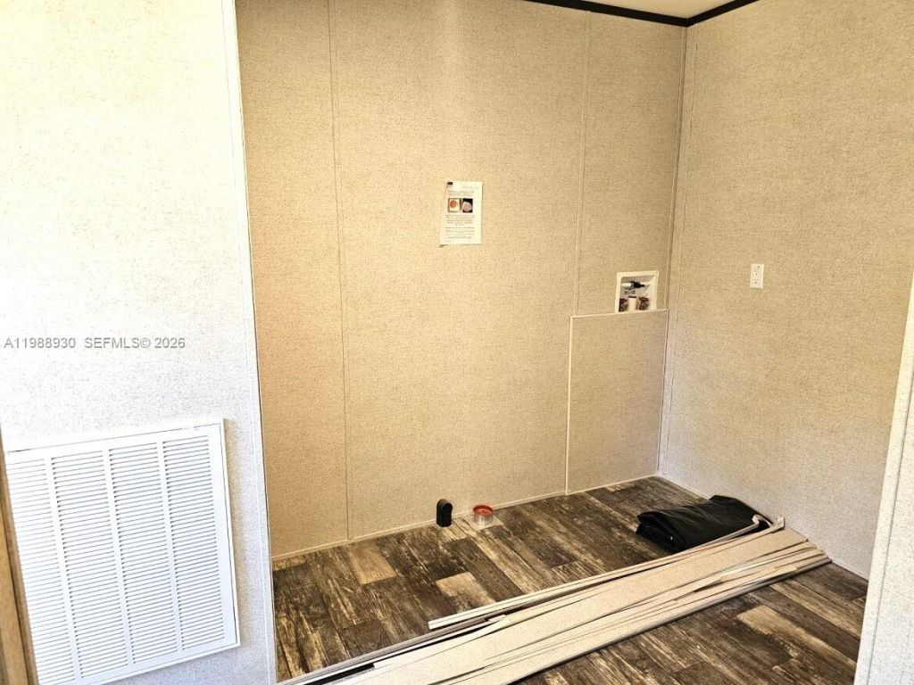 881 Woodland Blvd , Clewiston, FL 33440 Photo