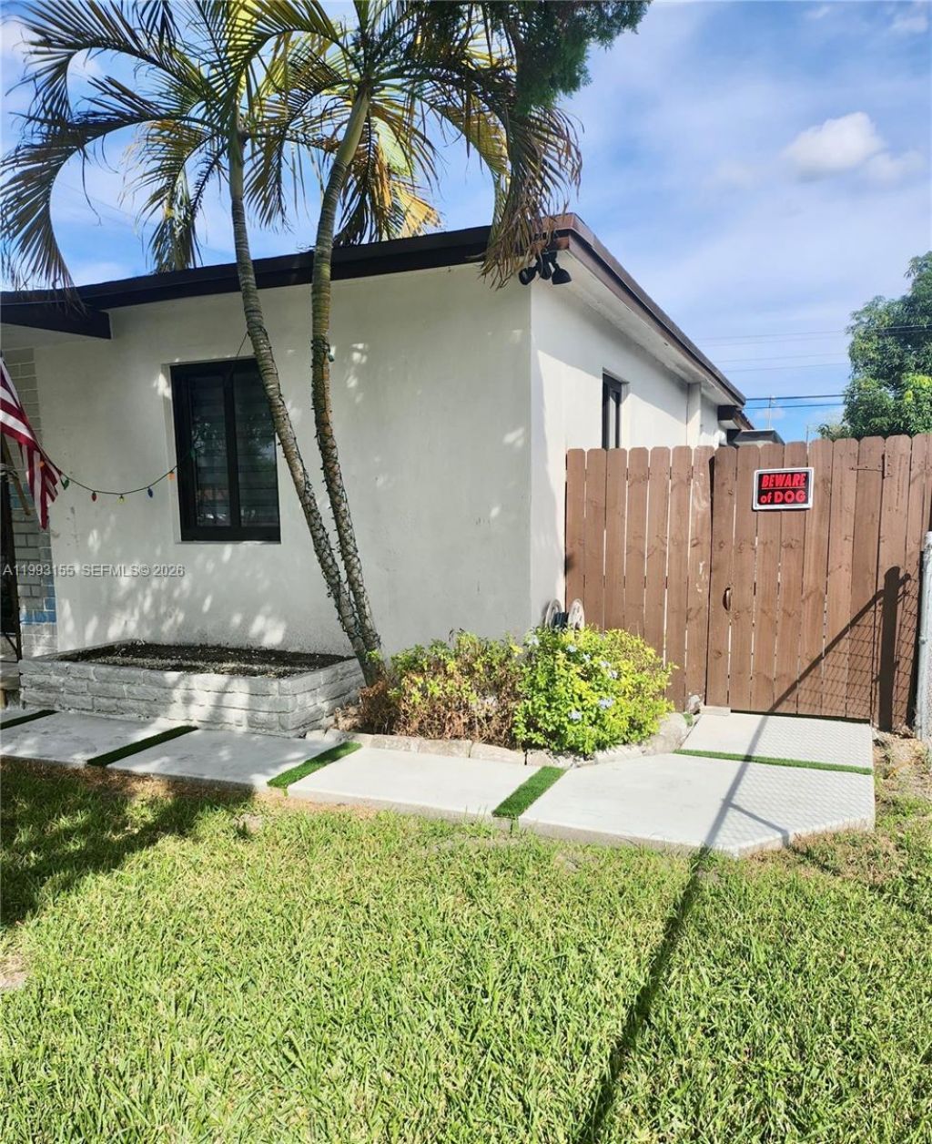 201 SW 62nd Ave, Miami, FL 33144 Photo
