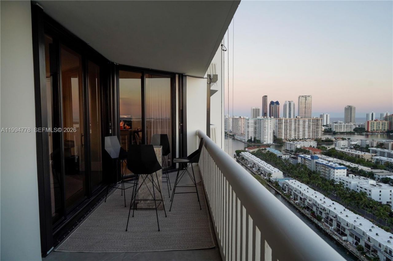 2000 Island Blvd, Unit 2404, Aventura, FL 33160 Photo