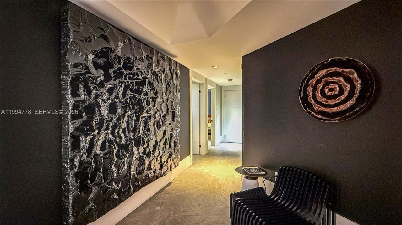 2000 Island Blvd, Unit 2404, Aventura, FL 33160 Photo