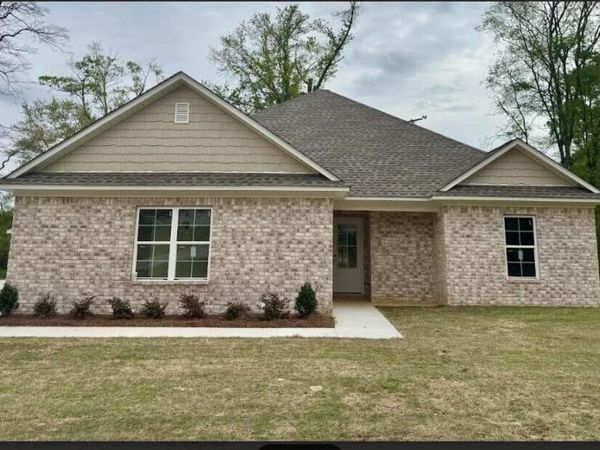 105 Southwest Street, Saltillo, MS 38866