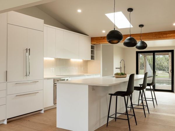 8717 South View RD, Austin, TX 78737
