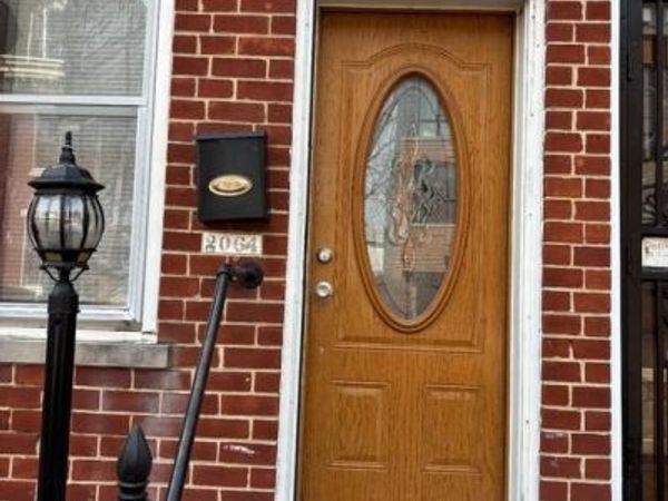 2064 EAST DAULPHIN, PHILADELPHIA, PA 19125