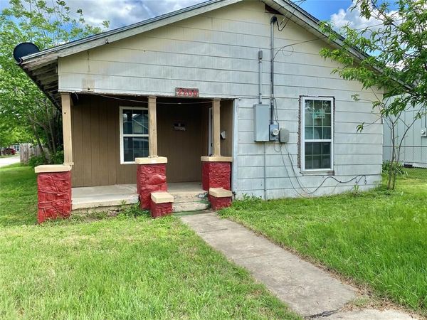 2200 Avenue C , Brownwood, TX 76801