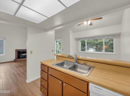 2367 Roundhouse Road, Sparks, NV 89431 Photo