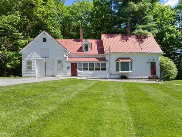 28 Fountain Street, Gardiner, ME 04345