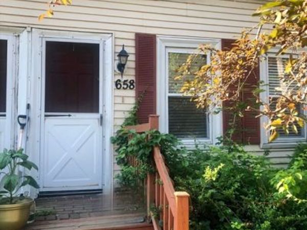 658 Old West Central St., Franklin, MA 02038