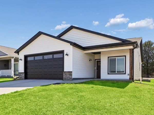 4428 Rohret Rd, Iowa City, IA 52246