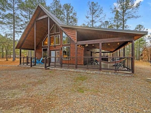 76 Bent Oak Trail, Broken Bow, OK 74728