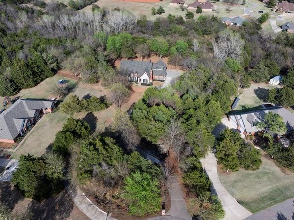 10212 Fawn Trail Road, Mustang, OK 73064