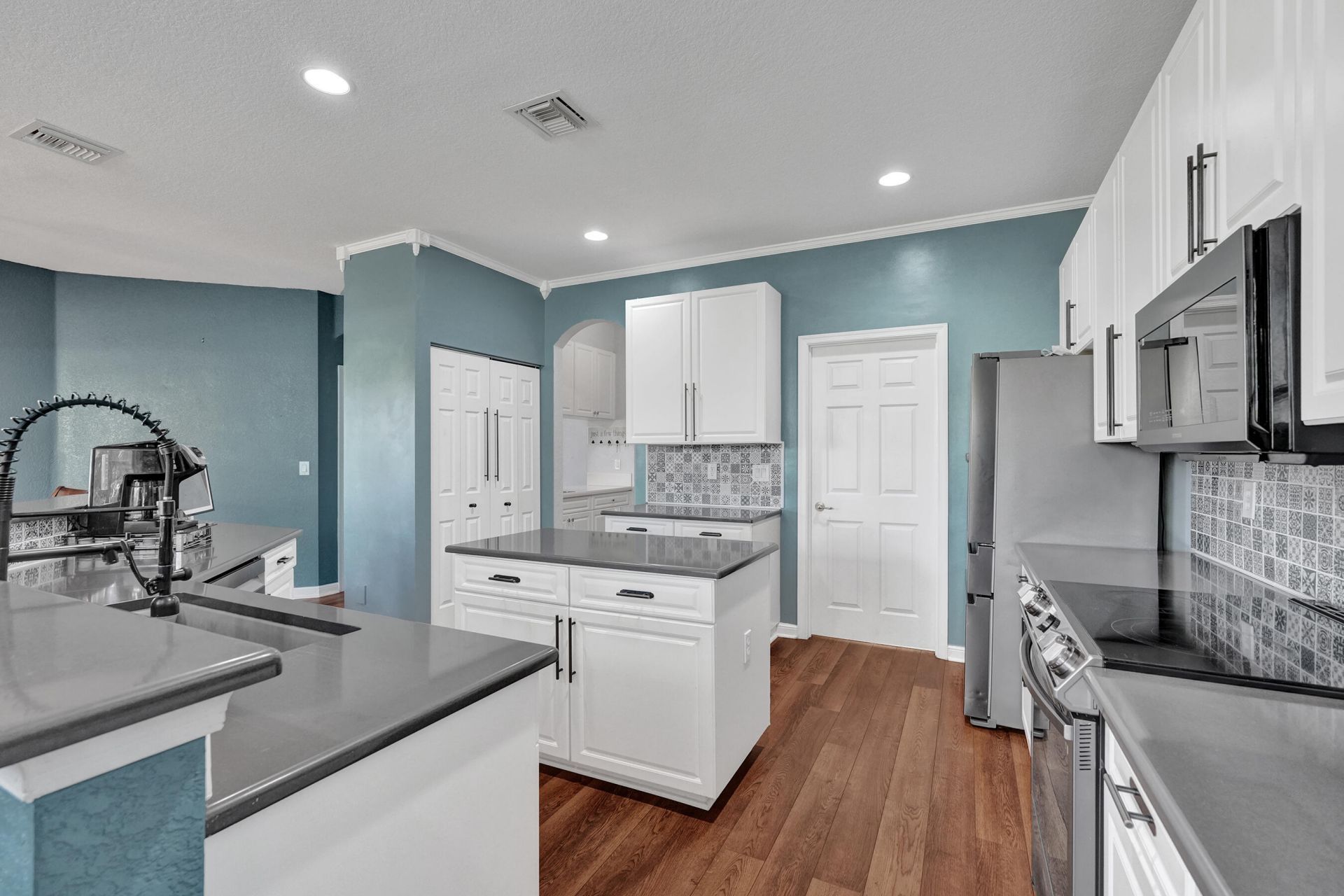 6591 Traveler Road, West Palm Beach, FL 33411 Photo