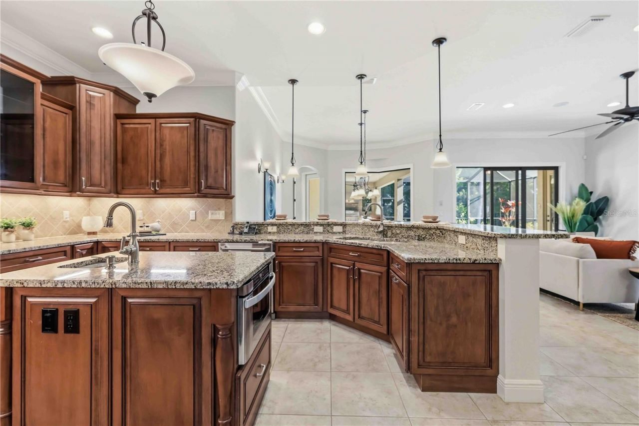 15403 Leven Links Place, Lakewood Ranch, FL 34202 Photo