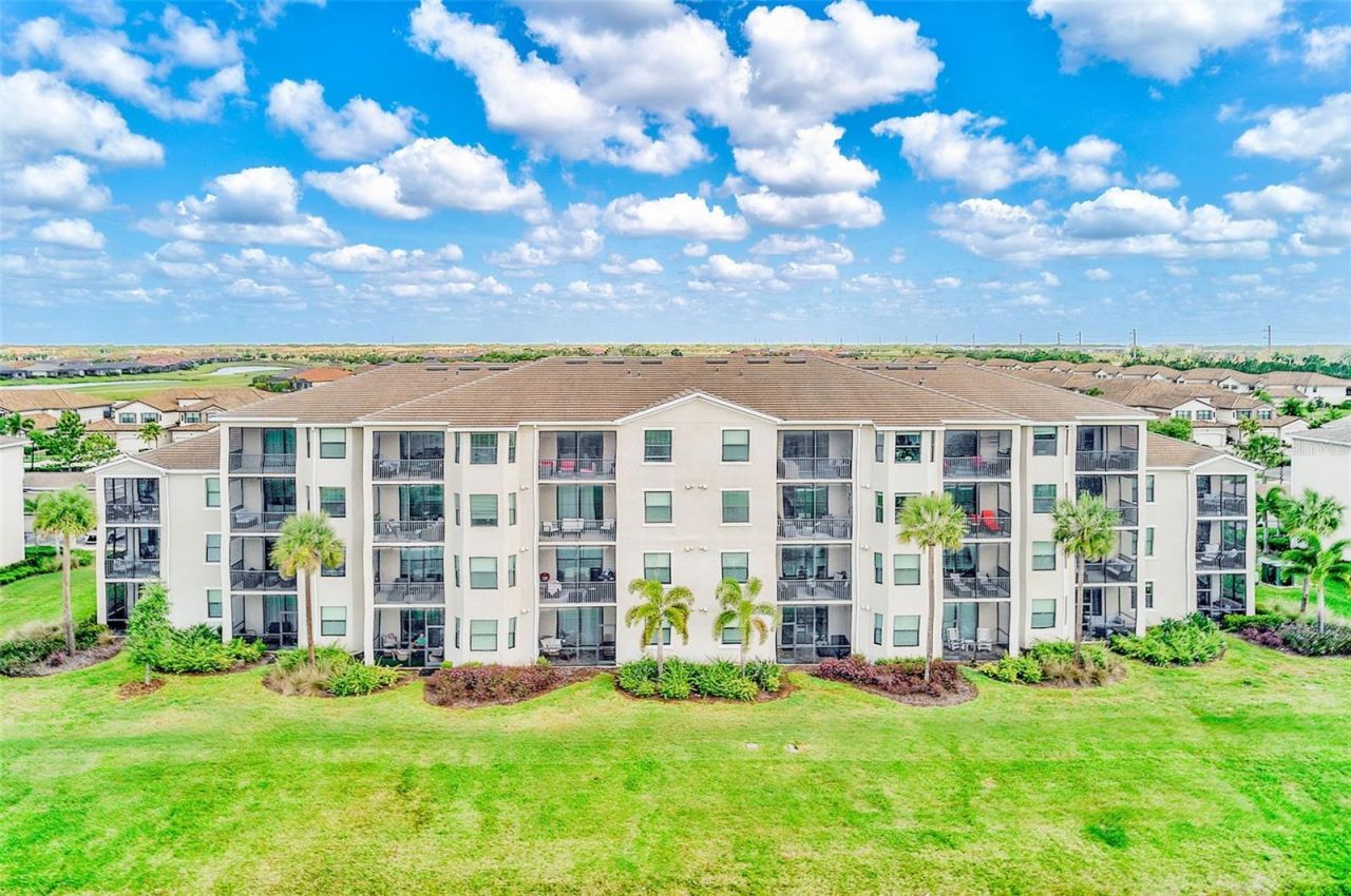 18028 Gawthrop Drive , Unit 101, Bradenton, FL 34211 Photo