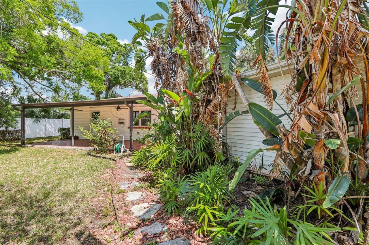 215 S West Shore Boulevard, Tampa, FL 33609 Photo