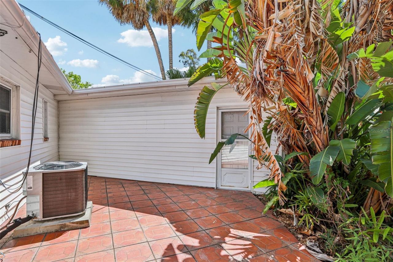 215 S West Shore Boulevard, Tampa, FL 33609 Photo