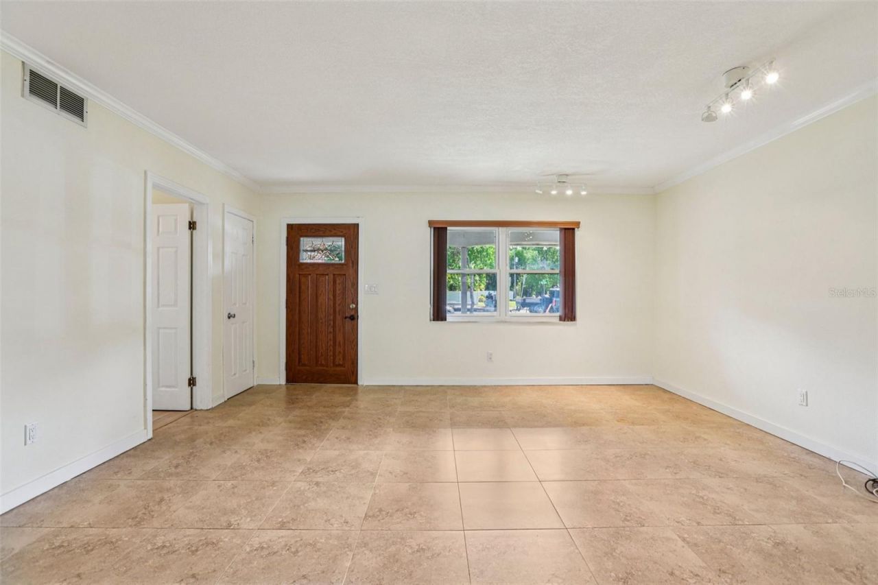 215 S West Shore Boulevard, Tampa, FL 33609 Photo