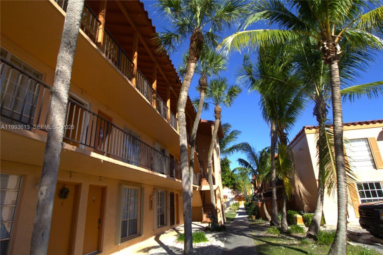 7155 Miami Lakes Dr , Unit P7, Miami Lakes, FL 33014 Photo